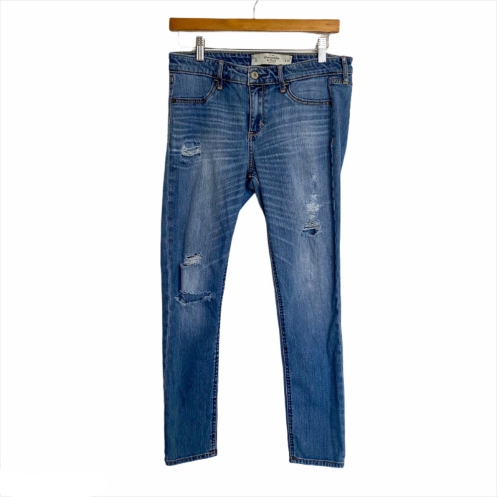 Abercrombie & Fitch distressed jeans size 6 - Picture 3 of 7